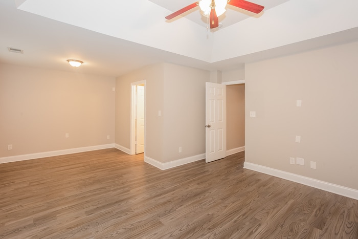 Building Photo - 408 Fawnbrook Ln