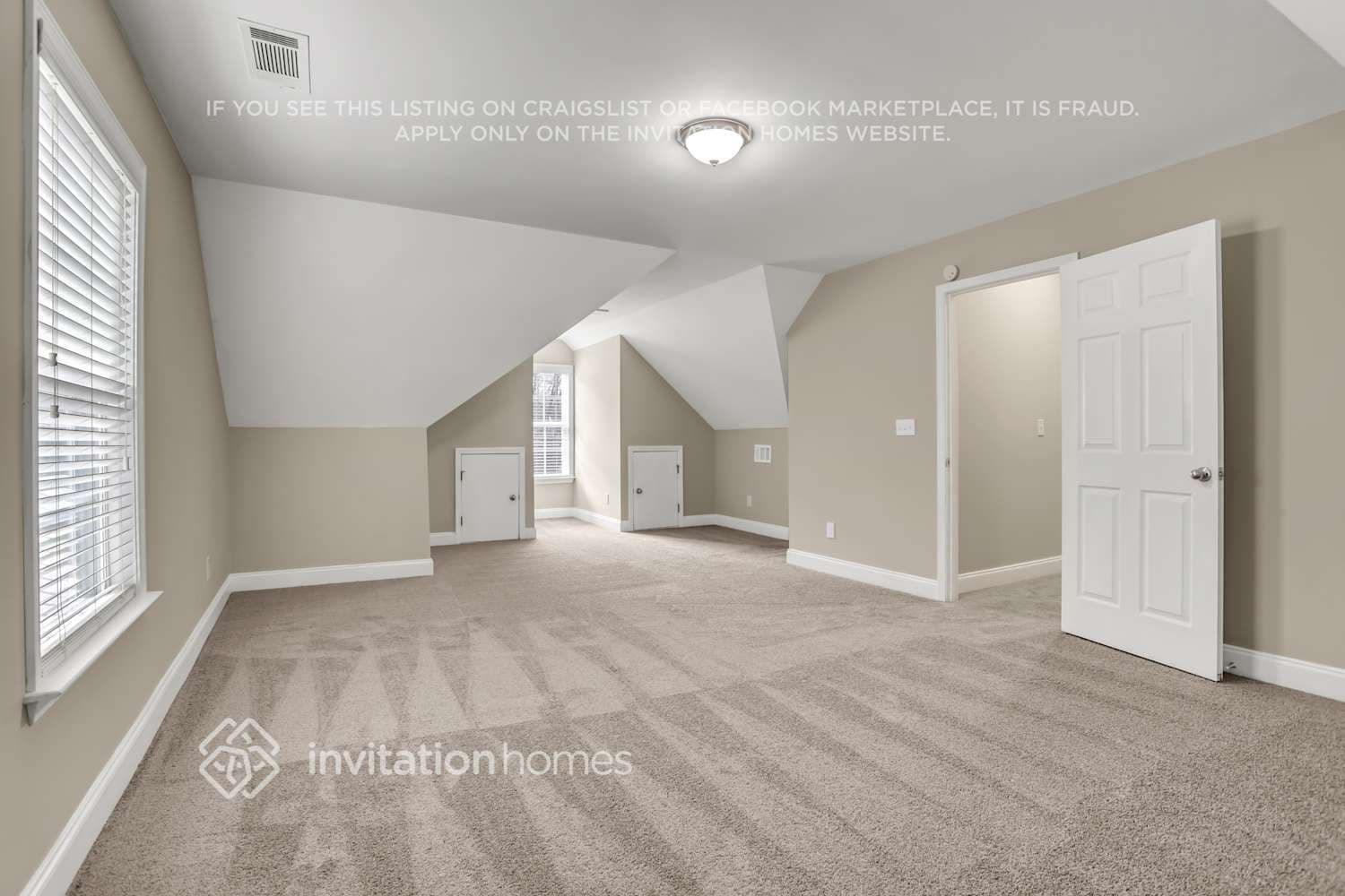 Building Photo - 875 Creekdale Dr