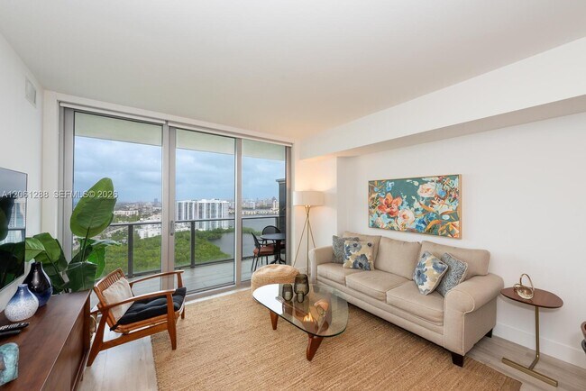 Building Photo - 16385 Biscayne Blvd