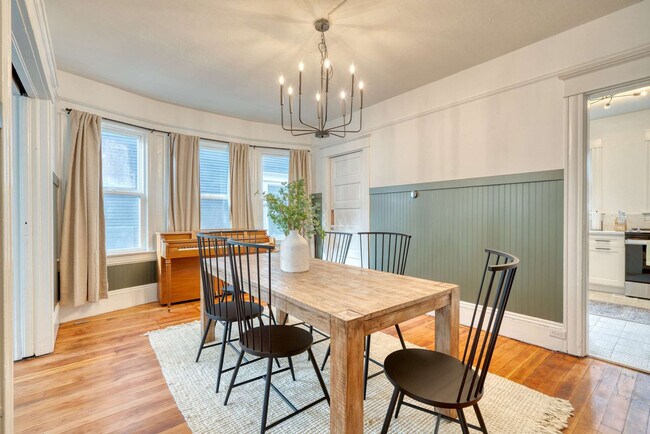 Building Photo - 1032-1036-1036 SE 12th Ave