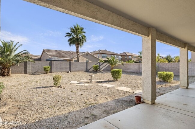 Building Photo - 2261 W Mila Way