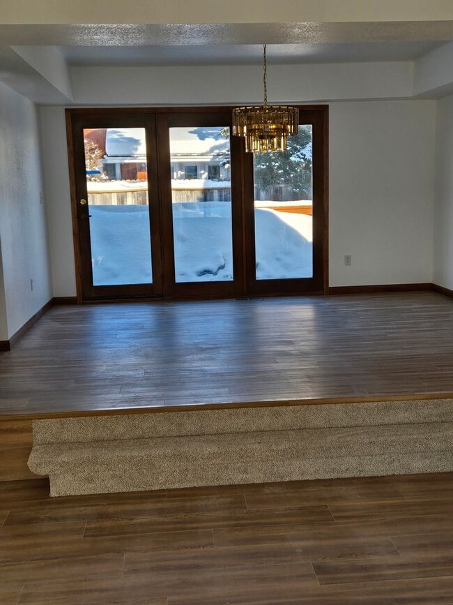 Building Photo - Newly Updated 4 Bedroom East Anchorage Home!