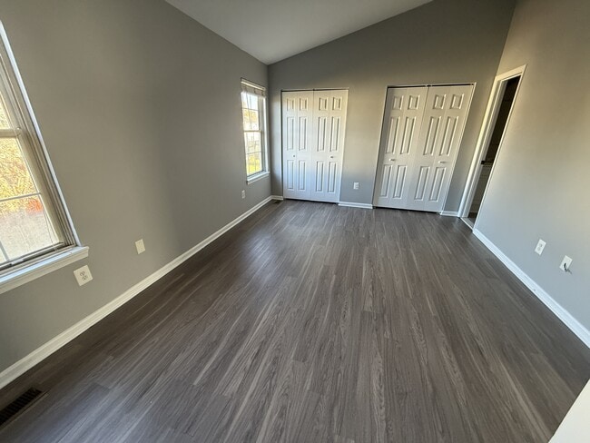 Building Photo - 1027 Pirates Ct