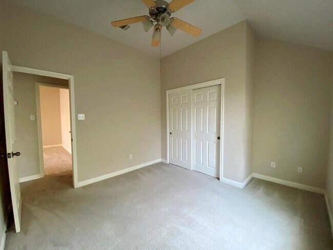 Building Photo - 3705 Fossilwood Way