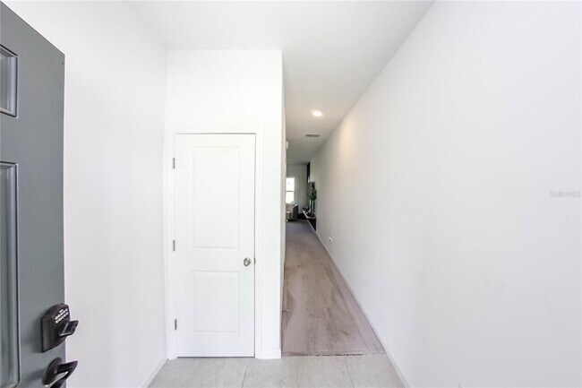 Building Photo - 1802 Sundance Chase Rd