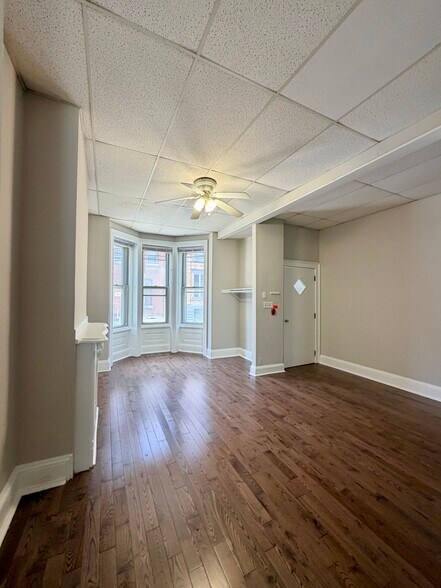 Building Photo - 4047 Sansom St
