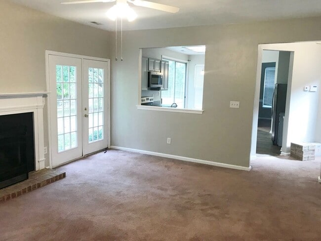 Building Photo - Oakbrooke Meadows