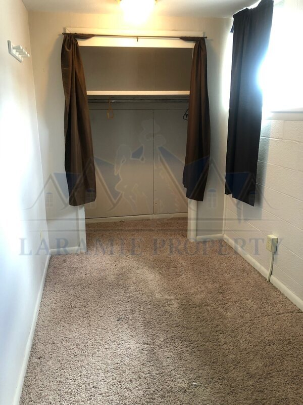 Building Photo - 529 E Spring Creek Dr