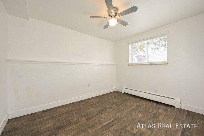 Building Photo - ***COMING SOON!!*** Charming 1-Bedroom 1-B...