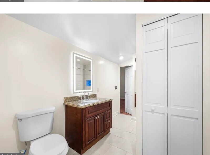 bathroom - 1114 Snyder Ave