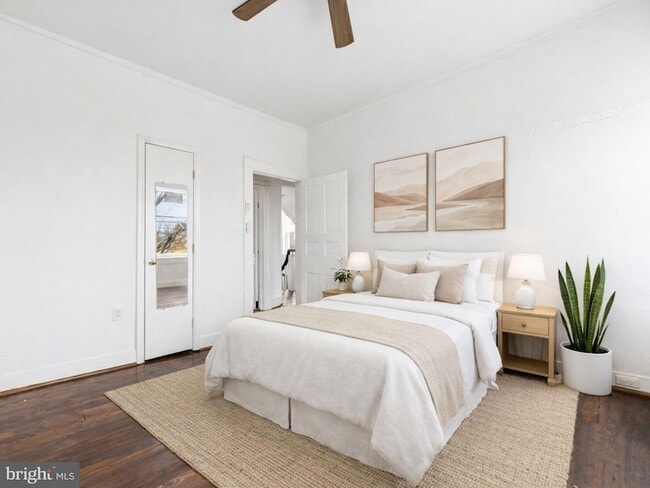 Building Photo - 3110 Main St