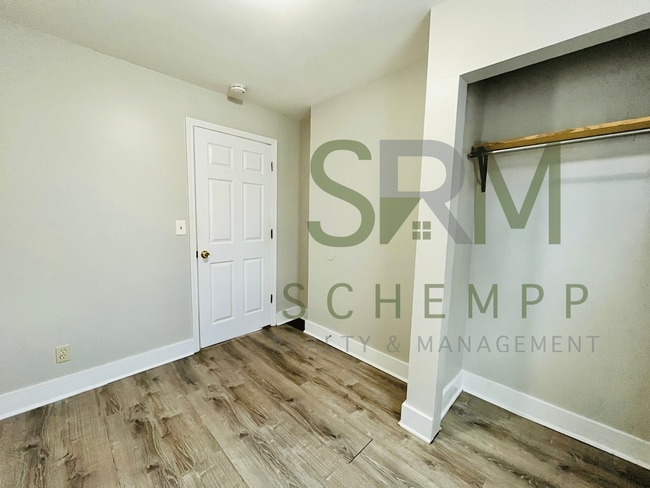 Building Photo - Remodeled 2 bedroom home w/bonus room- Section 8 accepted