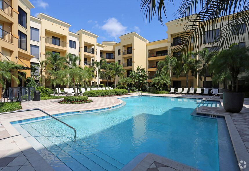 Dwell Maitland 8700 Maitland Summit Blvd Orlando FL 32810 Apartment Finder