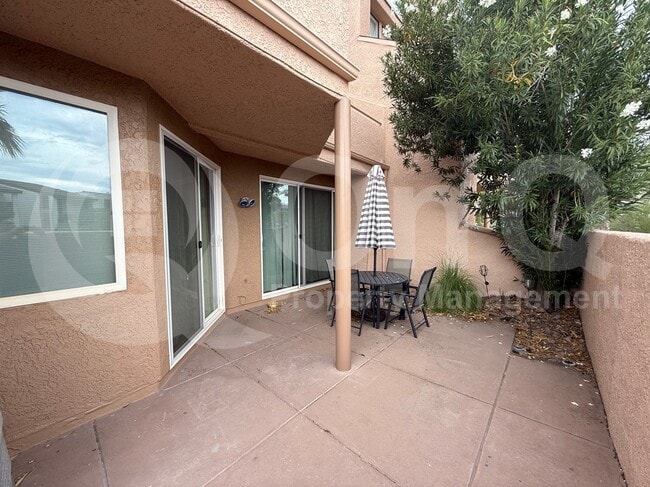 Building Photo - 5675 N Camino Esplendora