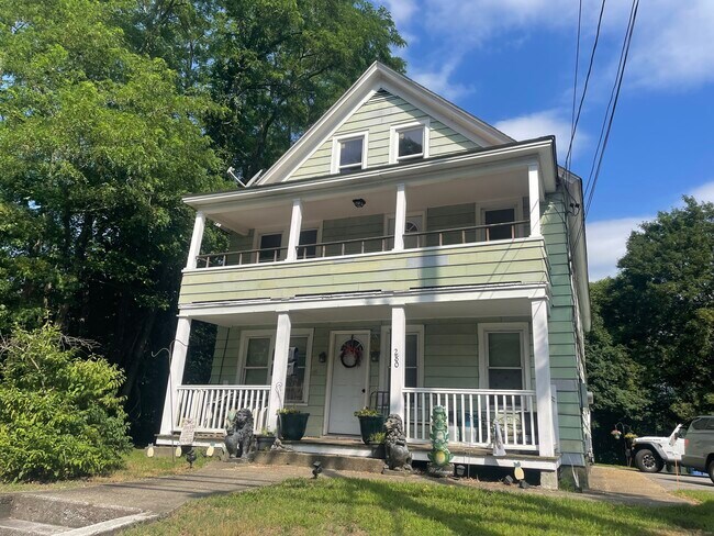 Primary Photo - 280 Hamilton Ave