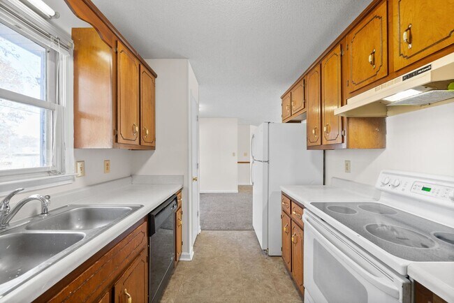 Building Photo - 3 Bedroom Home For Rent In The Quail Ridge Neighborhood!