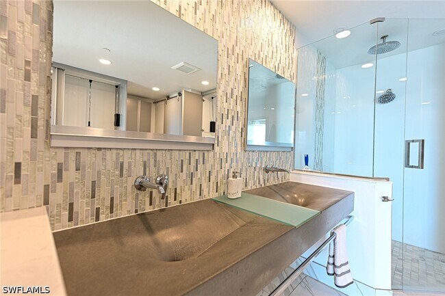 Building Photo - 4975 Bonita Beach Rd SW