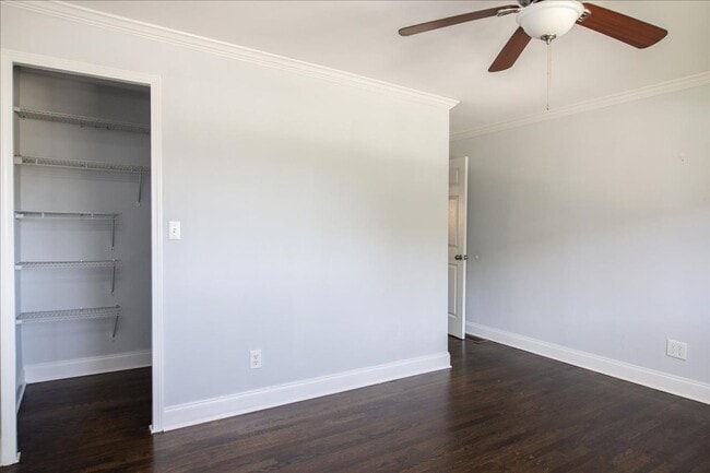 Building Photo - 2bd/1ba Duplex Unit in the Heart of Howell Station Minutes from W. Midtown!!