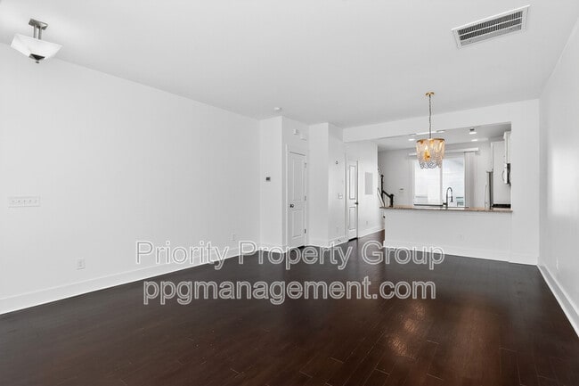 Building Photo - 1614 Pat Garrett St