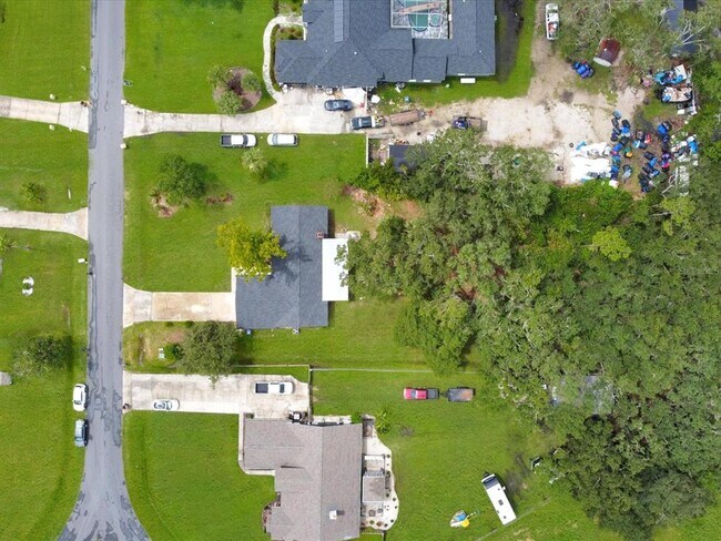 Building Photo - 1710 Big Oak Ln