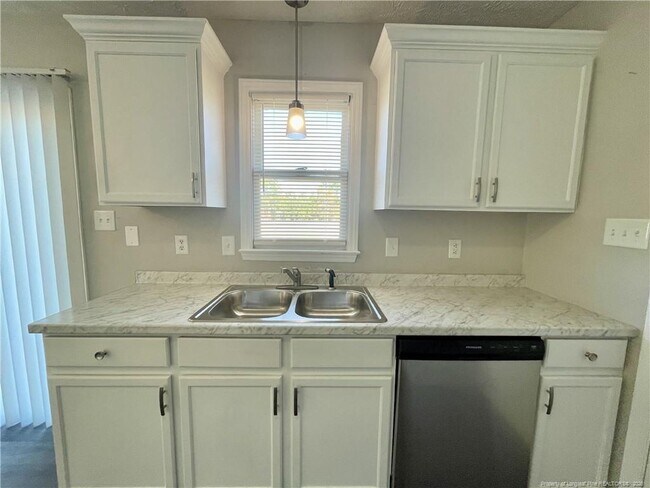 Building Photo - 184 Brandywood Ct