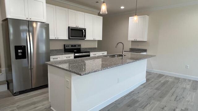 Building Photo - 1916 Cypress Ln