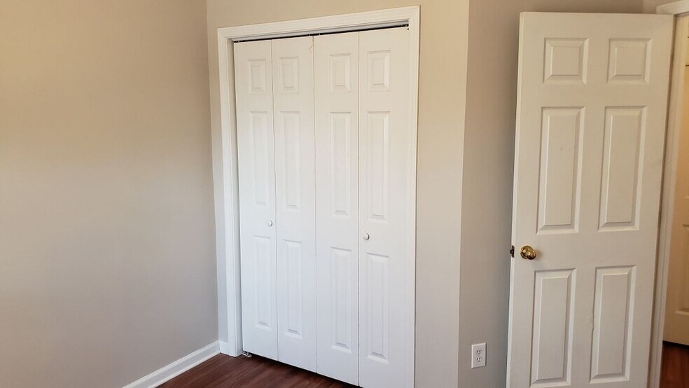 Building Photo - 630 Red Fox Ln