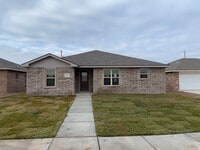 Building Photo - NICE HOME!