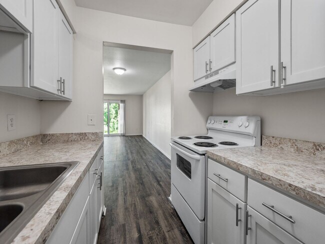 Interior Photo - Pinehurst Apartments