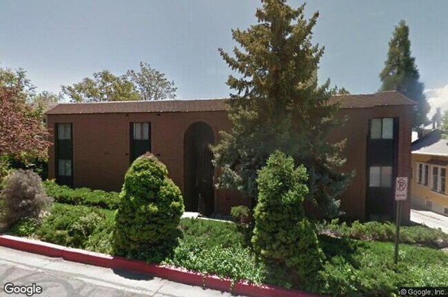 Building Photo - 68 E 200 S
