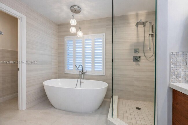 Building Photo - 11291 SW 62nd Terrace