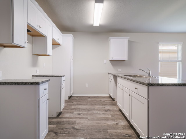 Building Photo - 2852 Rosefinch-