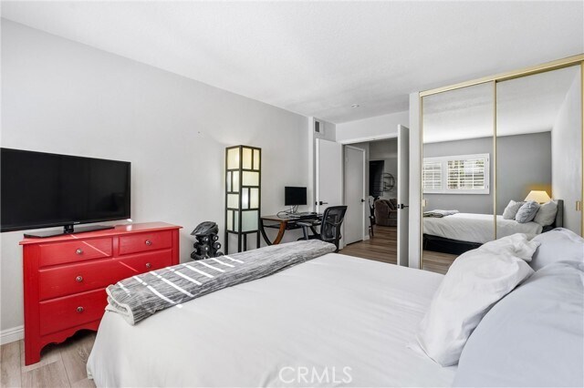Building Photo - 24486 Howes Dr