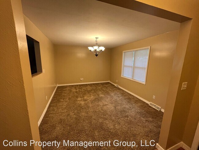 Building Photo - 4 br, 2.5 bath House - 3332 S Robberson