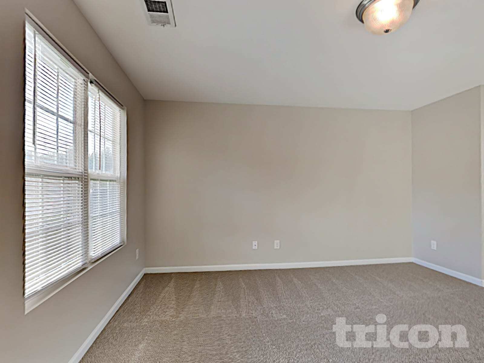 Building Photo - 576 Gentle Breeze Ln