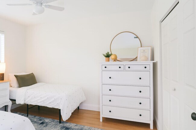 Building Photo - 10253 SW 50th St