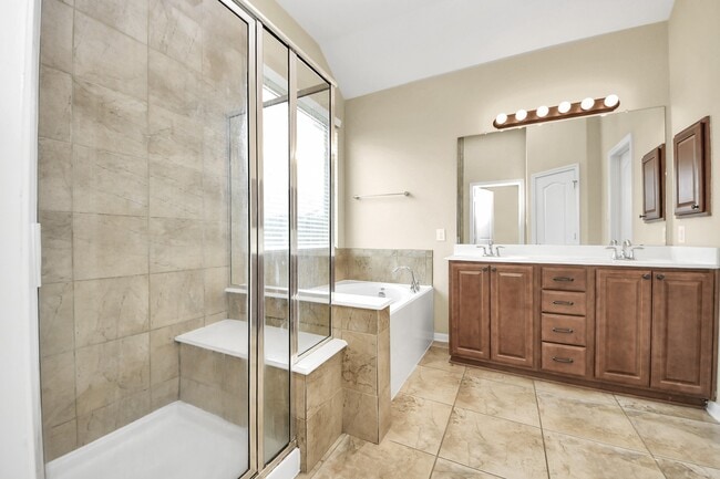 Building Photo - 6810 Hunters Trace Ln