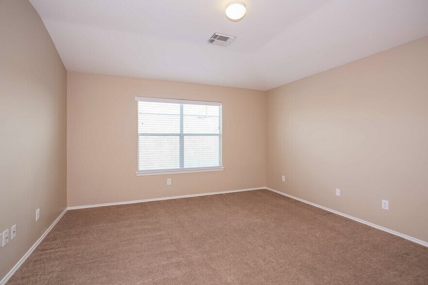 Building Photo - 8223 Wainwright Way