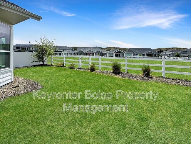 Building Photo - 8081 W Brooks Dr