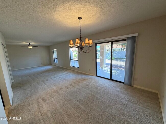 Building Photo - 26629 S Sageberry Dr