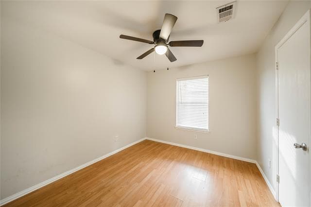 Building Photo - 2211 Lilac Cir