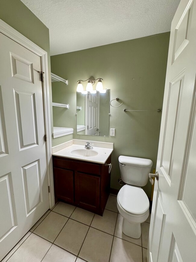 Building Photo - 1809 2nd Ave