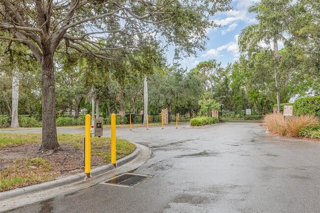 Building Photo - 1125 Grantham Dr