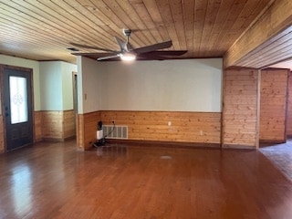 Building Photo - Main House
