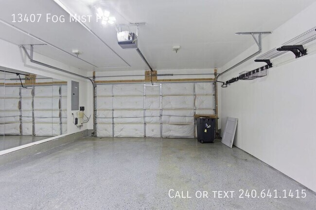 Building Photo - 13407 Fog Mist Pl