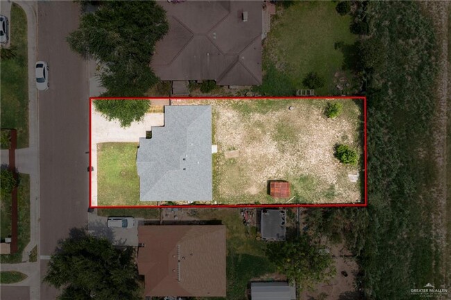 Building Photo - 502 Thornwood Dr