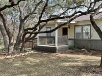 Building Photo - 2505 Drew Ln