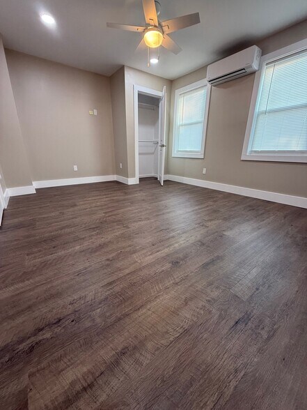 Building Photo - 39 N Penrose St