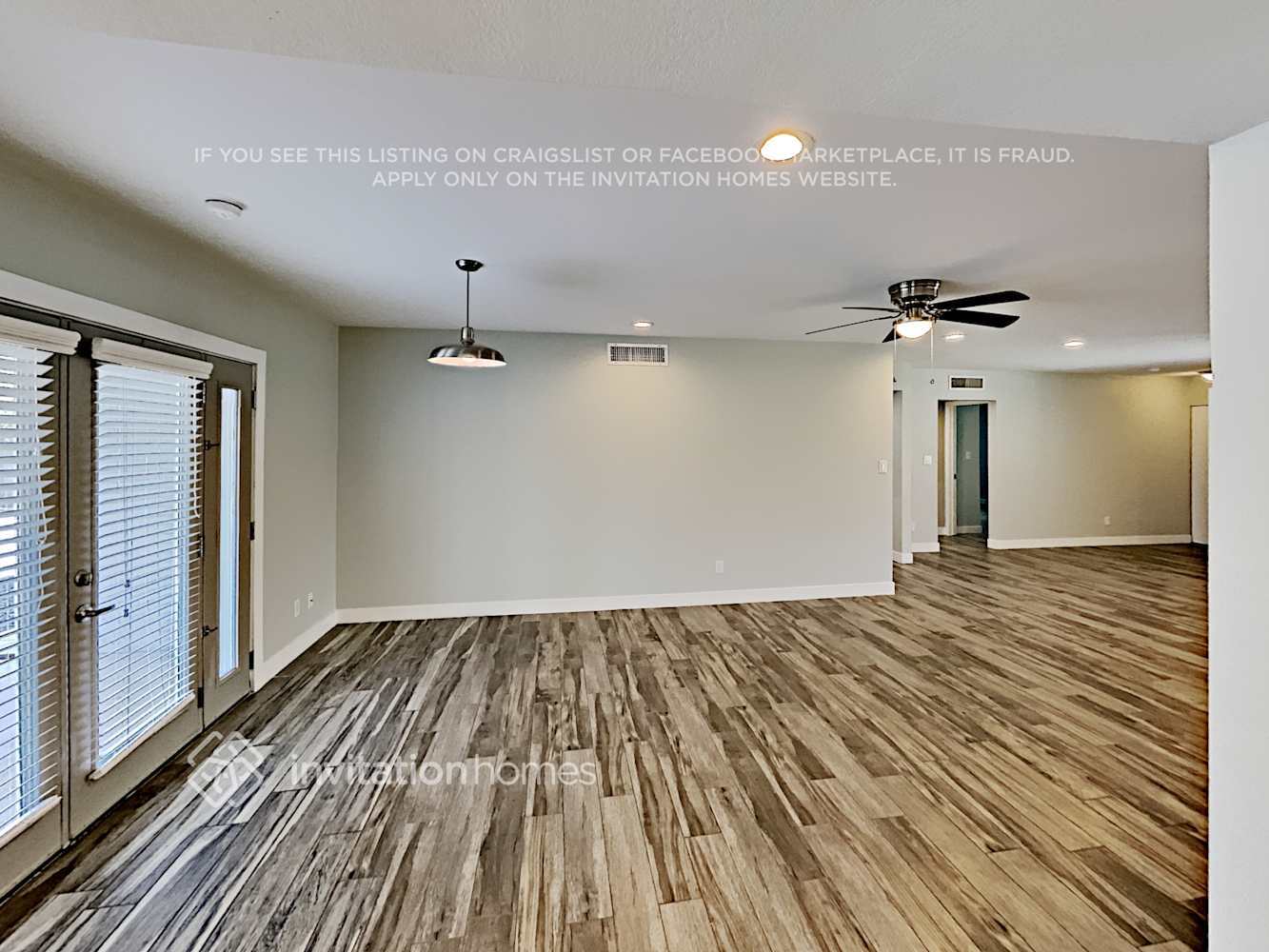 Building Photo - 2136 E Broadmor Dr