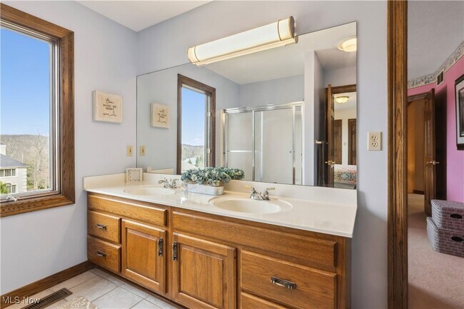 Building Photo - 4700 Barnsleigh Dr